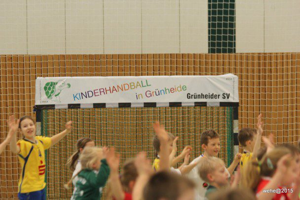Miniturnier – Eine Halle voller Kinderlachen