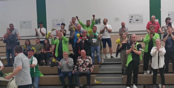 1. Männer: Schnell noch anmelden für die restlichen freien Plätze im großen Bus – Grünheider SV reist mit Fans zum Rückspiel der 2. K.-o.-Runde beim Bad Doberaner SV