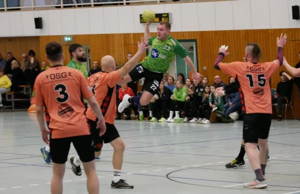 2. Männer: Knapper Heimsieg – Grünheider SV II gewinnt in Verbandsliga Nord das Nachbarschafts-Duell gegen die OSG Fredersdorf-Vogelsdorf 30:27 (12:13) – Am Samstag einige Spieler beim Landespokal-Achtelfinale in der Löcknitzhalle dabei