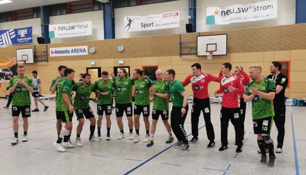 1. Männer: Team für neue Saison fast komplett – 16 Spieler und Co-Trainer Dirk Köhler wollen auch 2023/24 beim Grünheider SV bleiben – Tilo Leibrich neuer Chef-Coach