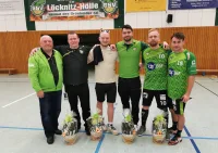 1. Männer, B- und C-Jugend männlich: Verabschiedung und Ehrung – Chefcoach und drei Spieler des GSV I nach letztem Heimspiel verabschiedet – Vor dem Landespokal-Viertelfinale Grünheider Nachwuchs-Teams als Kreismeister geehrt