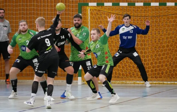 2. Männer: Erste Niederlage – Grünheider SV II verliert in der Verbandsliga Nord Brandenburgs gegen den HC Neuruppin knapp mit 26:28 (13:17) – Sonnabend Spitzenspiel in der Löcknitzhalle gegen Tabellenzweiten HSV Bernauer Bären
