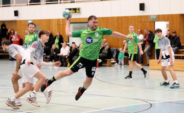 2. Männer: Bittere Heim-Niederlage – Grünheider SV II verliert in der Verbandsliga Nord Brandenburg deutlich 21:34 (11:16) gegen den FK Hansa Wittstock 1919 in der Löcknitzhalle – Nächstes Punktspiel am Samstag beim SV Blau-Weiß Wusterwitz