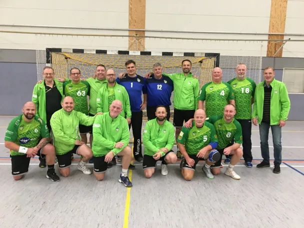 Senioren: Oldies auswärts souverän – Ü-40-Senioren des Grünheider SV gewinnen in Kreisliga 28:19 (14:6) bei der HSV Müncheberg/Buckow – Am Sonntag folgt Heimspiel gegen den HSV Frankfurt (Oder)