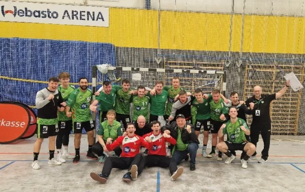 1. Männer: Erste Punkte im neuen Jahr – Grünheider SV I gewinnt in der Oberliga Ostsee-Spree beim SV Fortuna 50 Neubrandenburg mit 26:24 (16:13) – Niclas Thurow wirft zehn Tore – Am Samstag Heimspiel gegen den HC Empor Rostock II