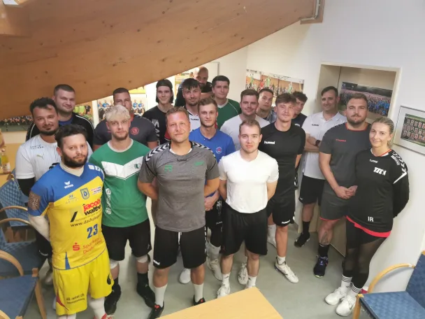1. Männer, 2. Männer: 31 Spieler beim Auftakt der Vorbereitung – Erste und Zweite sollen enger zusammenrücken – 22 Spieler im Kader des Oberliga-Teams – Testspiele, Trainingslager und Turnier im Programm