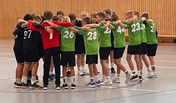 D-Jugend männlich: Mit Sieg und Niederlage in die neue Saison – Grünheider Jungs gewinnen gegen HSV Frankfurt (Oder) und verlieren gegen Gastgeber OSG Fredersdorf-Vogelsdorf – Weiter geht’s am 1. Dezember – Ziel Meisterschaft