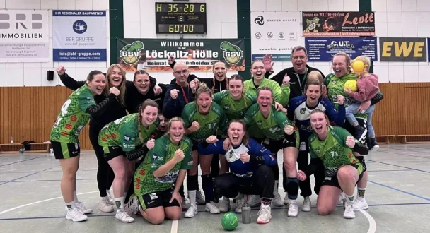 1. Frauen: Weiter in Erfolgsspur – Grünheider SV I gewinnt in der Verbandsliga Nord Brandenburg gegen den HSV Bernau Bären mit 35:28 (16:12) – Anschließend Fasching gefeiert – Nächstes Punktspiel steigt am Samstag beim Neuenhagener HC – Weiter Vorfreude auf das Pokal-Wochenende mit dem Final Four der Frauen im HVB-Verbandspokal Mitte März in der Löcknitzhalle