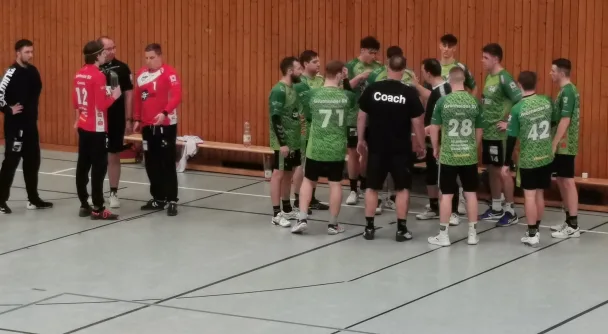 2. Männer: Erstes Remis – Grünheider SV II trennt sich im Heimspiel der Verbandsliga Nord Brandenburg vom Tabellen-Zweiten SV Berolina Lychen 34:34 (17:17) und ist Dritter der Zwölfer-Staffel – Nächstes Punktspiel am Samstag beim SV Blau-Weiß Wusterwitz