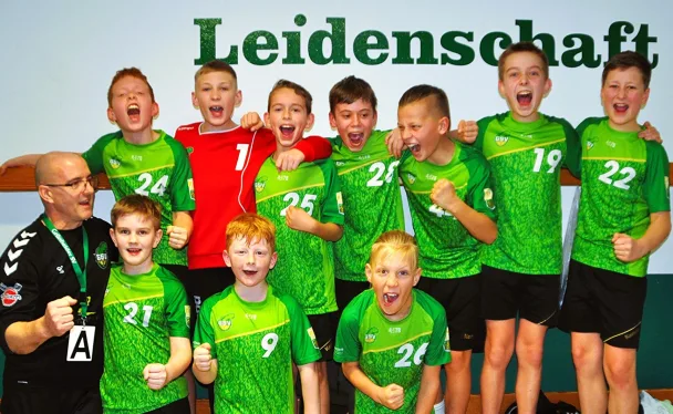 D-Jugend männlich: Enge Spiele zum Saisonabschluss – Grünheider Löcknitz-Boys in der Kreisoberliga des Spielbezirks D Brandenburg mit Remis gegen die OSG Fredersdorf-Vogelsdorf und Niederlage gegen den Neuhagener HC in der Löcknitzhalle – Nächste Saison geht es in der C-Jugend weiter