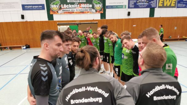 2. Männer: Niederlage im Derby – Grünheider SV II verliert Heim-Punktspiel in der Verbandsliga Nord gegen den MTV 1860 Altlandsberg II mit 29:32 (15:13) – Weiter geht’s erst am 8. November mit Heimspiel gegen die SG Uckermark